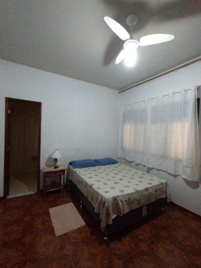 Suites Para Casais Na Praca Oswaldo Cruz Cabo Frio Exteriör bild