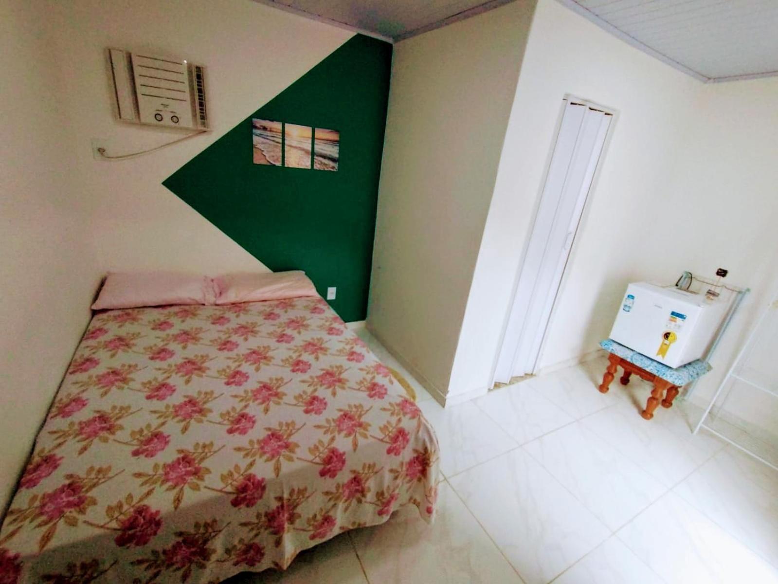 Suites Para Casais Na Praca Oswaldo Cruz Cabo Frio Exteriör bild