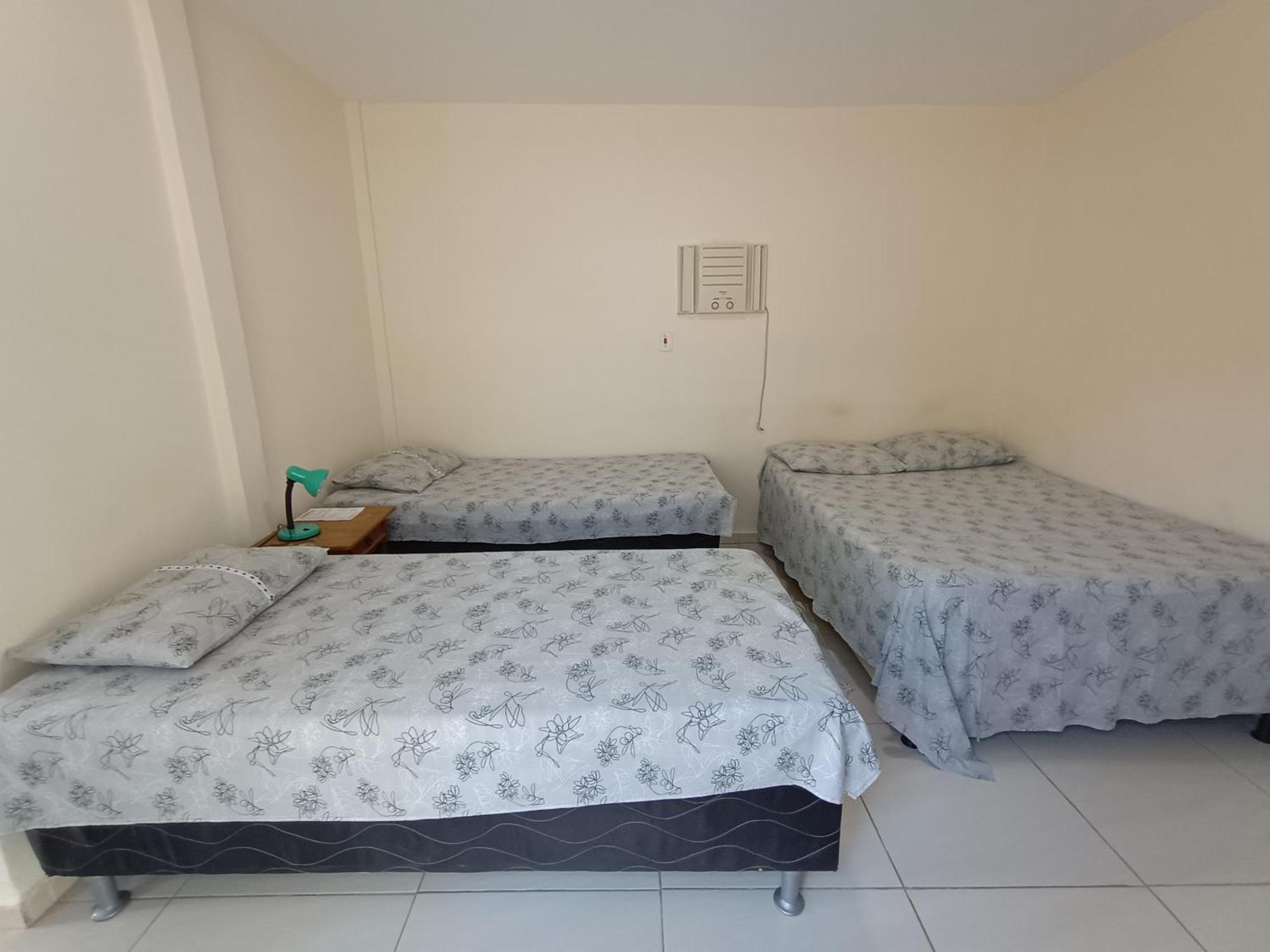 Suites Para Casais Na Praca Oswaldo Cruz Cabo Frio Rum bild